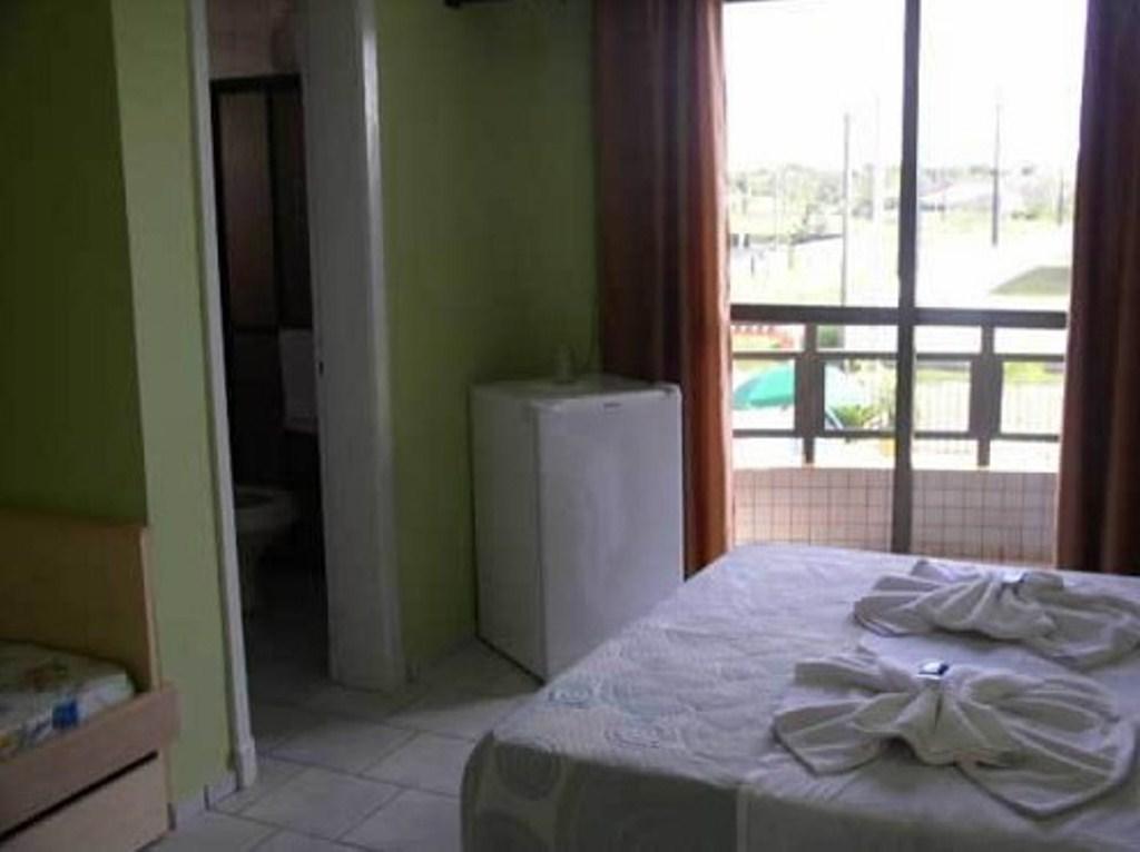 Hotel Pousada Mineirinho Balneário Praia do Leste Camera foto