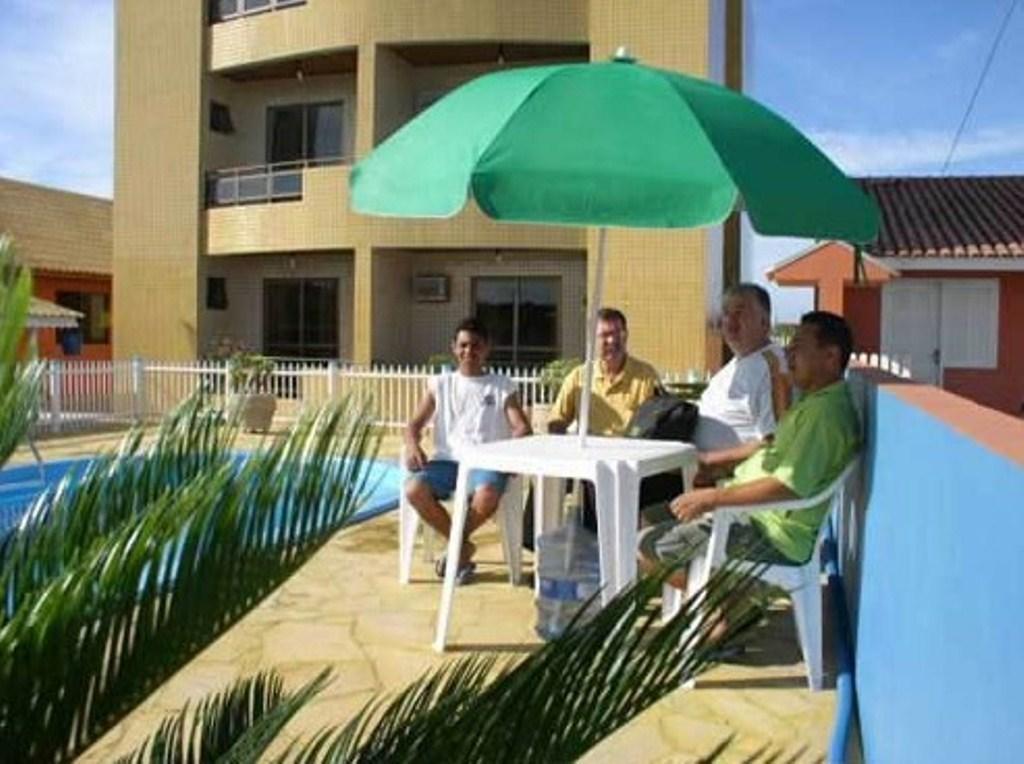 Hotel Pousada Mineirinho Balneário Praia do Leste Esterno foto